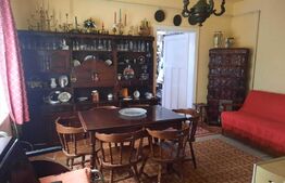 Casa cu 4 camere, 95 mp, teren cu 105 mp, curte comuna, Libertatii