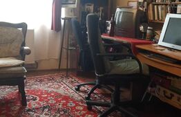 Casa cu 4 camere, 95 mp, teren cu 105 mp, curte comuna, Libertatii