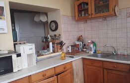 Casa cu 4 camere, 95 mp, teren cu 105 mp, curte comuna, Libertatii