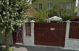 Proprietate cu doua imobile, 230 mp utili, teren de 260 mp, 22 Decembrie