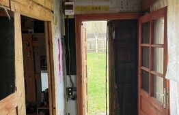 Casa de vacanta, 96 mp utili, teren cu 1500 mp, Livezeni