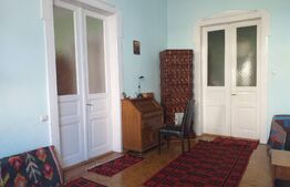 Apartament de 3 camere, 112 mp, Piața Trandafirilor