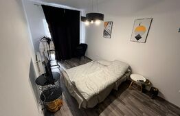 Apartament 2 camere, 72 mp, 2 balcoane, zona Unirii