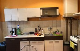 Casă de vânzare cu 2 camere, 65 mp, zonă Centrală