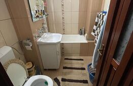 Apartament 3 camere, decomandat 70 mp