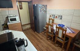 Apartament 3 camere, decomandat 70 mp