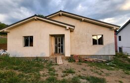 Casa individuala semifinisata in Sincraiu de Mures