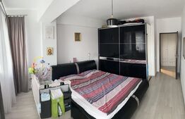 Apartament cu 2 camere, dressing, 70 mp, decomandat, etaj intermediar