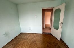 Apartament de 3 camere, etaj intermediar, 56 mp, zona Budai
