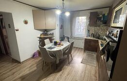 Apartament cu 3 camere, 81mp, decomandat, zona Tudor