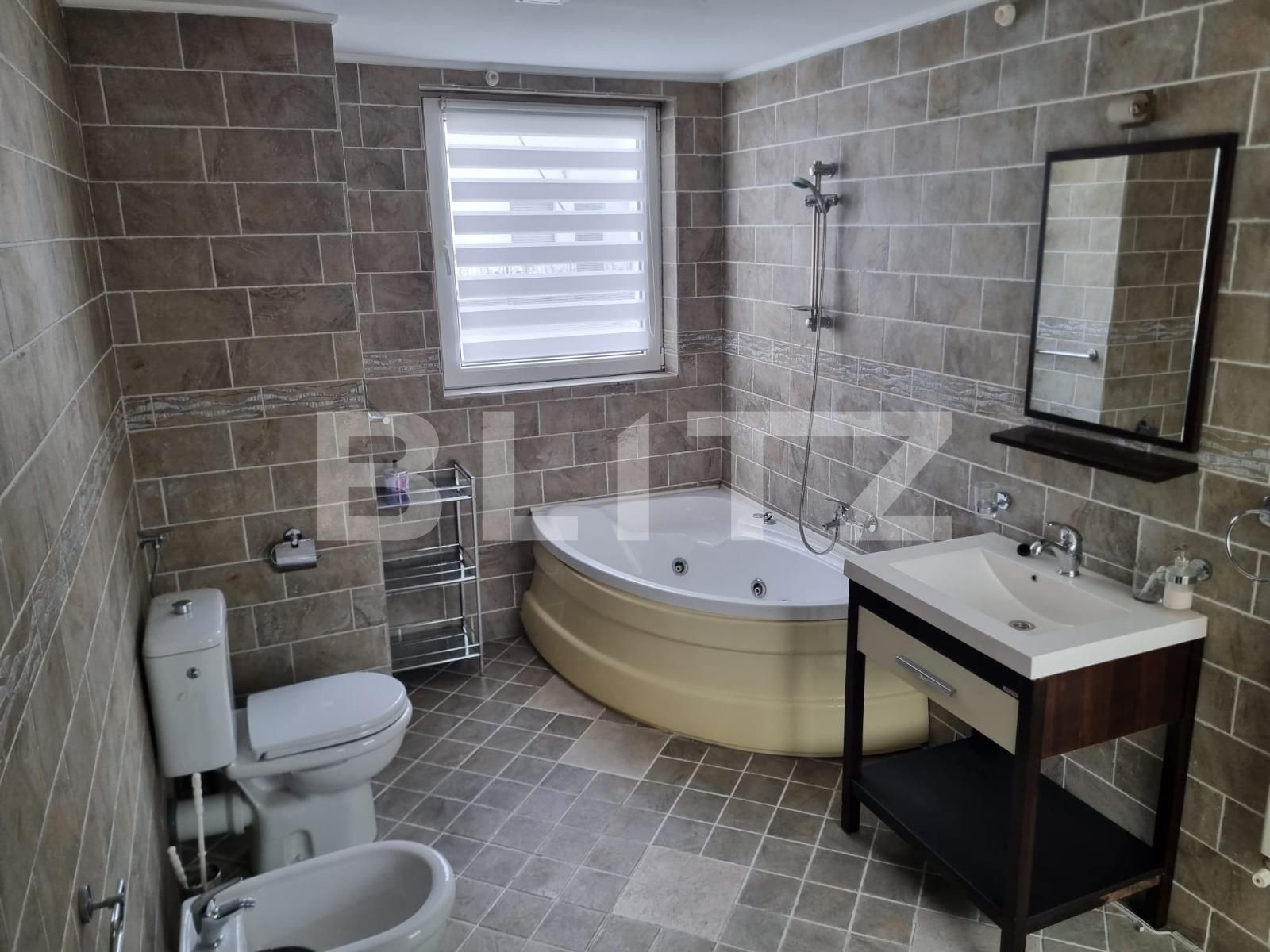 Apartament de închiriat 3 camere Ultracentral - 111907AI | BLITZ Târgu Mureș | Poza10