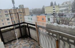 Apartament cu 2 camere, decomandat, zona Sangeorgiu de Mures