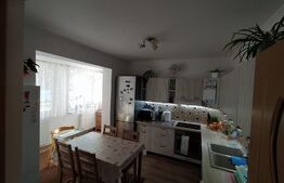 Apartament cu 3 camere, 70mp, decomandat, zona Mureseni