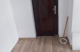 Garsoniera decomandata 25 mp zona Santana de Mures