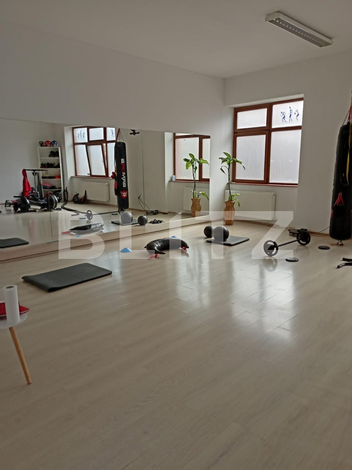 Apartament de închiriat 3 camere Central - 113764AI | BLITZ Târgu Mureș | Poza2