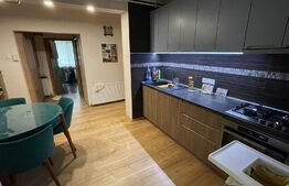 Apartament cu 3 camere, decomandat, 68mp, zona Unirii