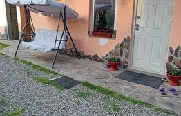 2 Case pe o curte comuna, Sangeorgiu de Mures