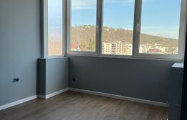 Apartament cu 2 camere,intermediar,zona Tudor