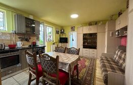 Apartament cu 3 camere, 48mp,garaj, Aleea Savinesti