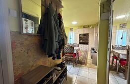 Apartament cu 3 camere, 48mp,garaj, Aleea Savinesti