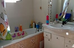 Casa 3 camere, 140 mp utili, 500 mp teren, Livezeni