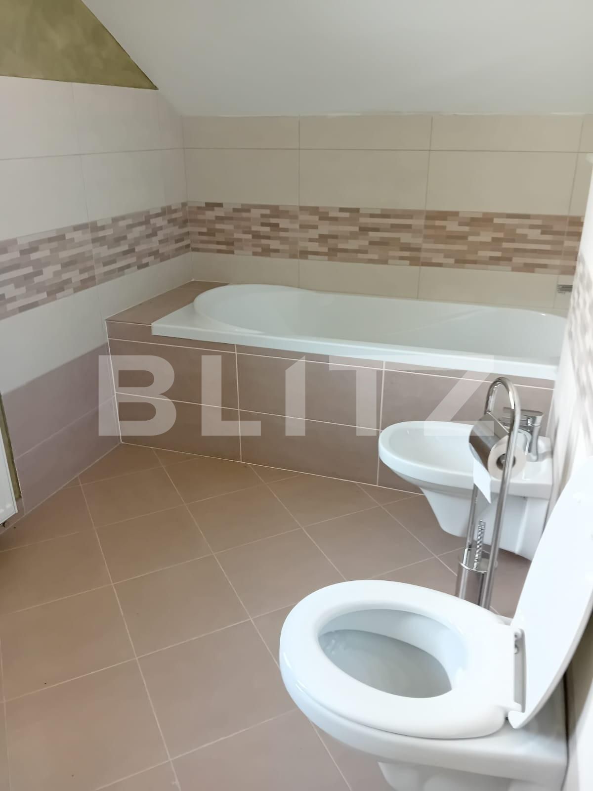 Casa de vânzare 4 camere Nord - 122622CV | BLITZ Târgu Mureș | Poza4