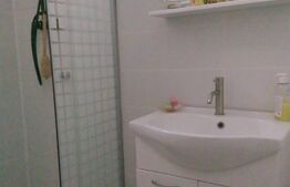 Casa cu 3 camere, 152 mp utili, 2100 mp teren, Exterior Vest