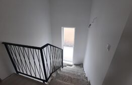 Casa cu 4 camere, 127 mp utili, 500 mp teren, Sancrai