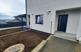 Casa cu 4 camere, 127 mp utili, 500 mp teren, Sancrai