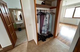 Casa cu etaj, 5 dormitoare, 230 mp, 600 mp suprafață teren, Corunca