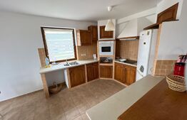 Casa cu etaj, 5 dormitoare, 230 mp, 600 mp suprafață teren, Corunca