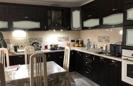 Casa, 2 dormitoare, 110mp utili, cartier Nazna