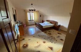 Casa cu 3 camere, 240mp, zona Sangeorgiu