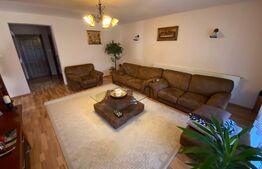 Casa cu 3 camere, 240mp, zona Sangeorgiu