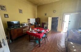 Casa 3 camere, 313mp, zona Centrala 