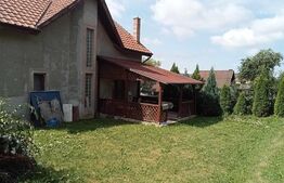  Casa cu 3 camere, 210mp utili, LIVEZENI