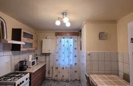 Apartament 3 camere, 70 mp, balcon, Cristesti
