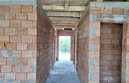 Duplex pe un nivel, 3 camere, semifinisat, 80 mp, Sancraiu de Mures