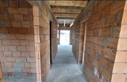 Duplex pe un nivel, 3 camere, semifinisat, 80 mp, Sancraiu de Mures