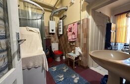 Apartament cu 3 camere, 90 mp, zona Centrala