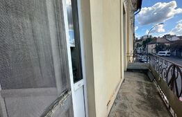 Apartament cu 3 camere, 90 mp, zona Centrala