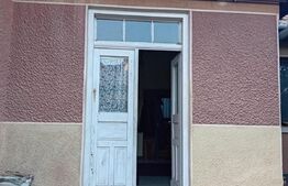 Casa cu 3 camere,100 mp utili, 4900 mp teren