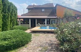 Casa cu 5 camere,390 mp utili,555 mp teren,in Santana de Mures