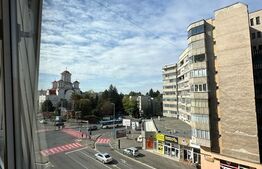 Apartament 3 camere, 70mp, zona Fortuna