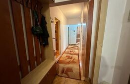 Apartament cu 3 camere, 70 mp, Garaj, zona Mureseni