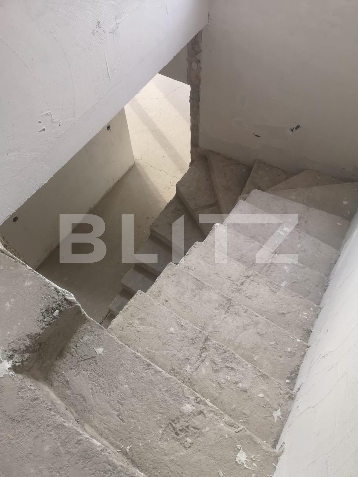 Apartament de vânzare 4 camere Unirii - 129120AV | BLITZ Târgu Mureș | Poza4