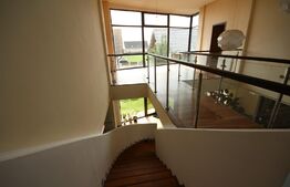 Villa deosebita, 5 camere, 400mp, cartierul Horgosa