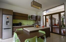 Villa deosebita, 5 camere, 400mp, cartierul Horgosa