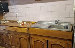 Apartament cu 3 camere, 70mp, zona Unirii REGHIN