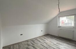 Casa duplex, 170 mp utili, 4 camere+ 2 la mansarda, Livezeni 
